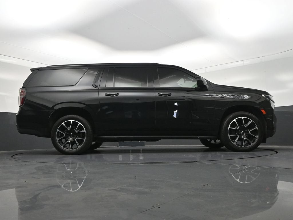 2021 Chevrolet Suburban RST