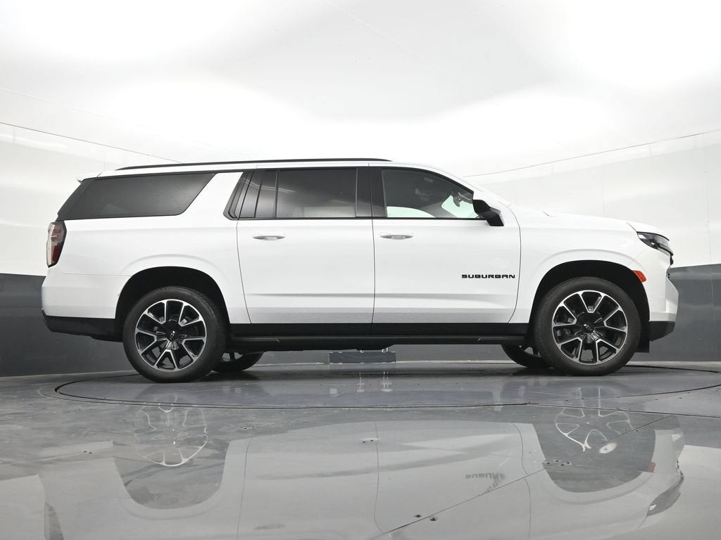 2024 Chevrolet Suburban RST