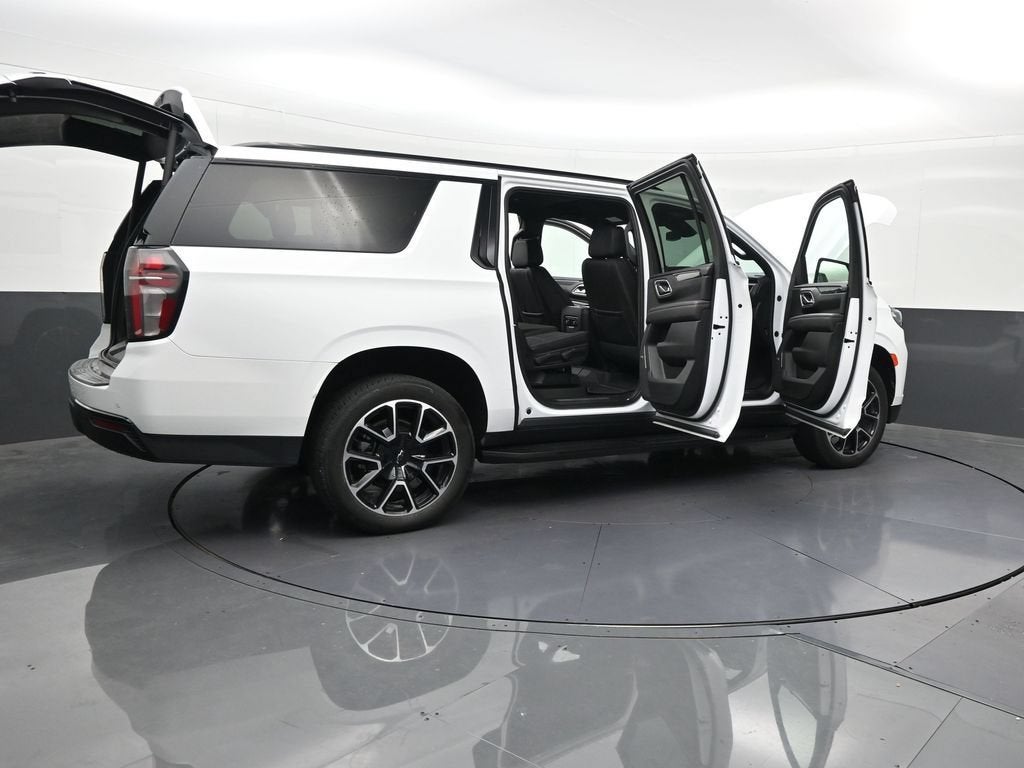 2024 Chevrolet Suburban RST