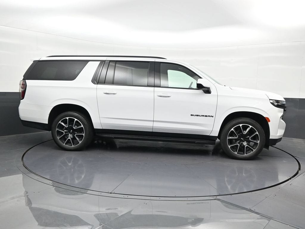 2024 Chevrolet Suburban RST
