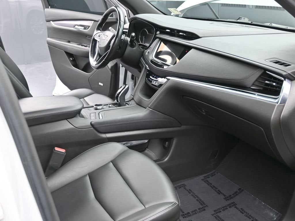 2022 Cadillac XT6 Luxury