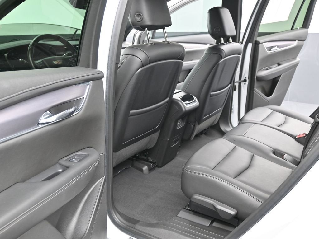 2022 Cadillac XT6 Luxury