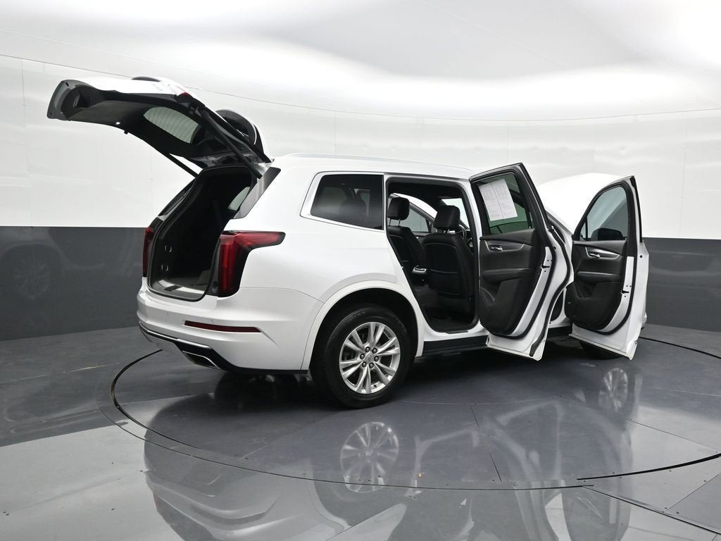 2022 Cadillac XT6 Luxury