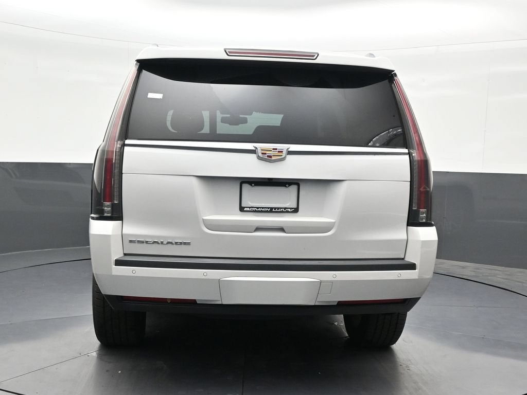 2020 Cadillac Escalade 2WD Standard