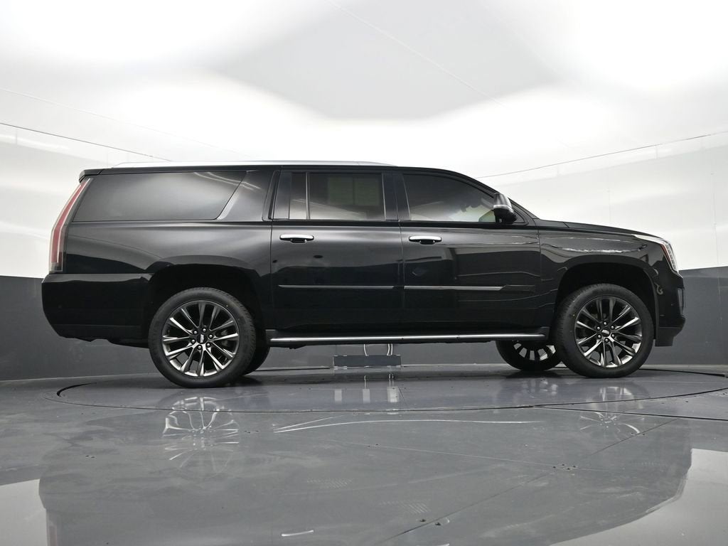 2019 Cadillac Escalade ESV Luxury
