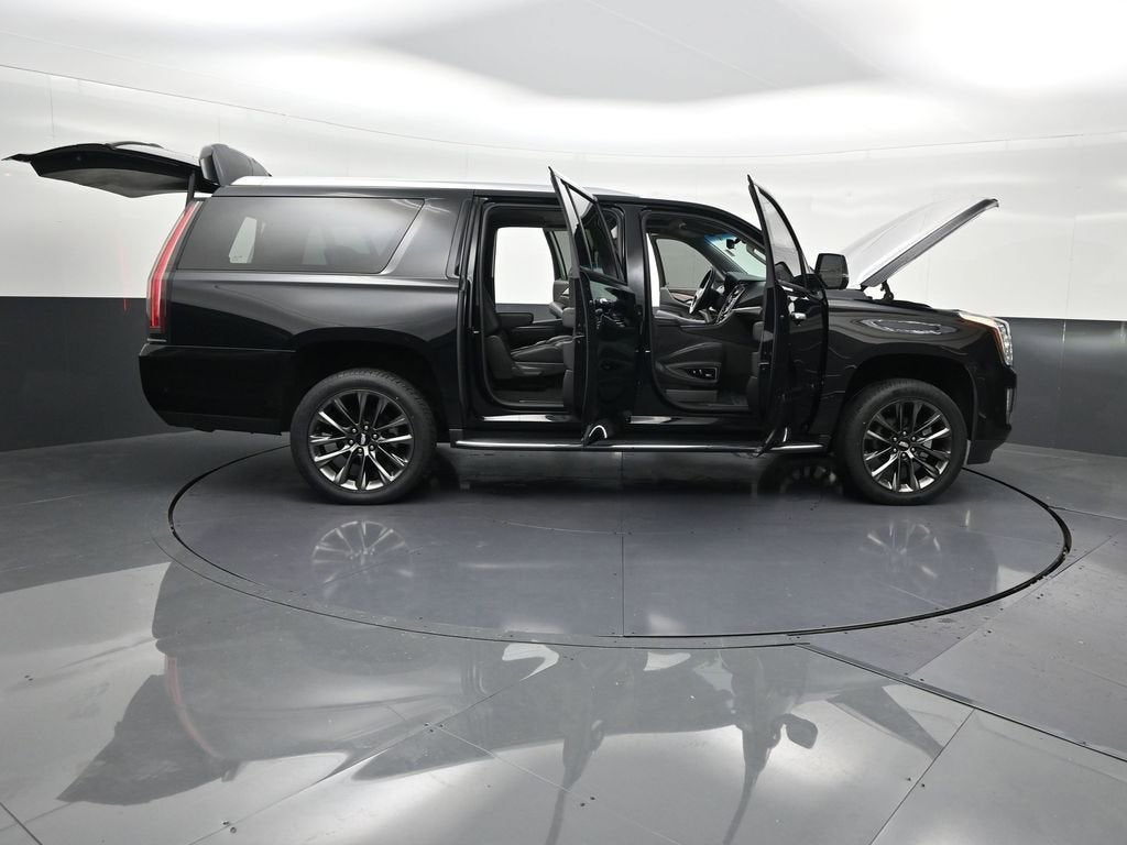 2019 Cadillac Escalade ESV Luxury