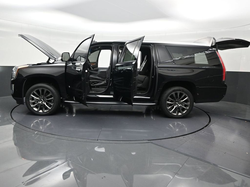 2019 Cadillac Escalade ESV Luxury