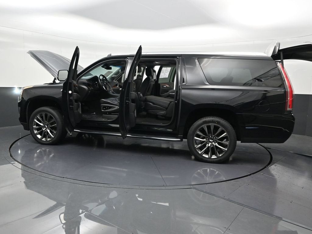 2019 Cadillac Escalade ESV Luxury