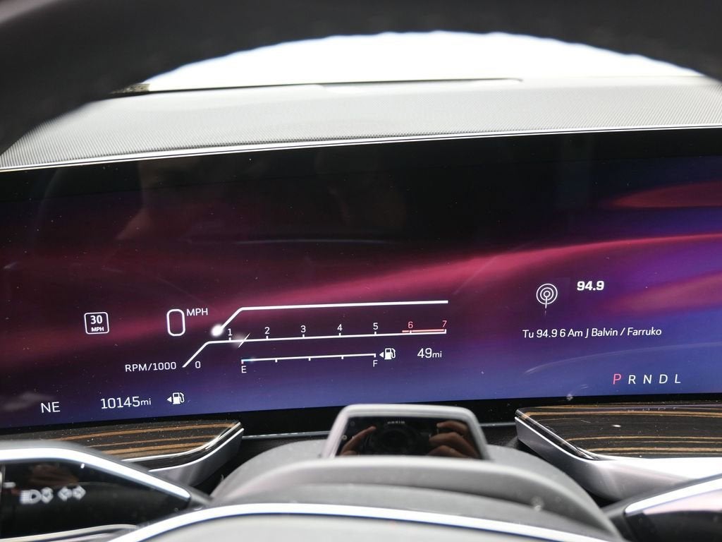 2025 Cadillac Escalade Luxury