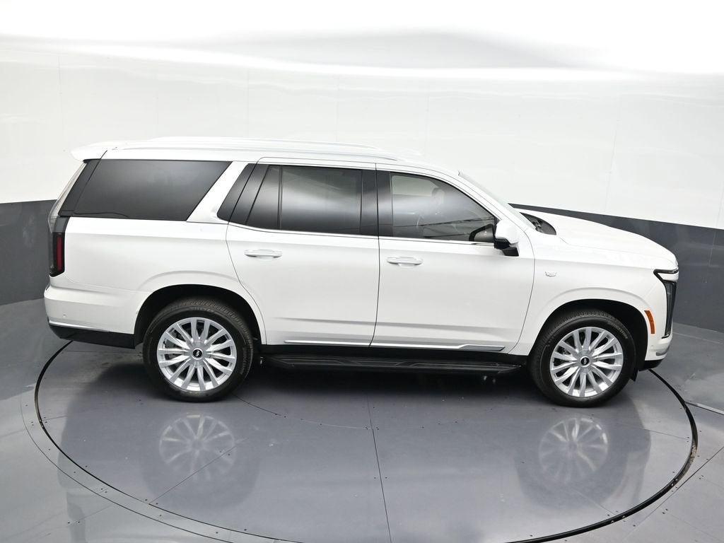 2025 Cadillac Escalade Luxury