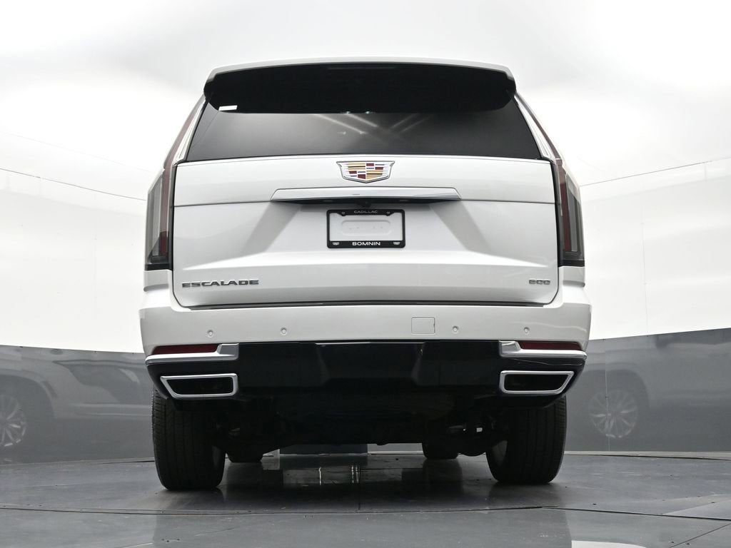 2025 Cadillac Escalade Luxury