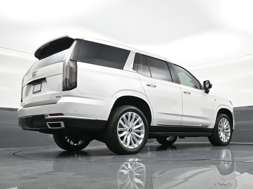 2025 Cadillac Escalade Luxury