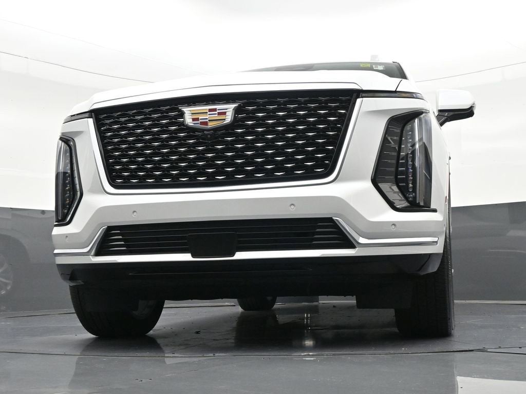 2025 Cadillac Escalade Luxury