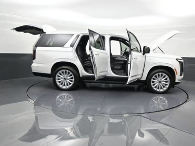 2025 Cadillac Escalade Luxury
