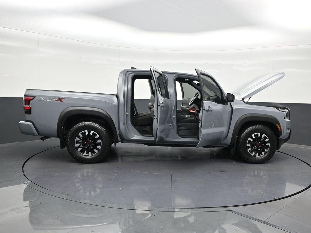 2024 Nissan Frontier Crew Cab PRO-X 4x2