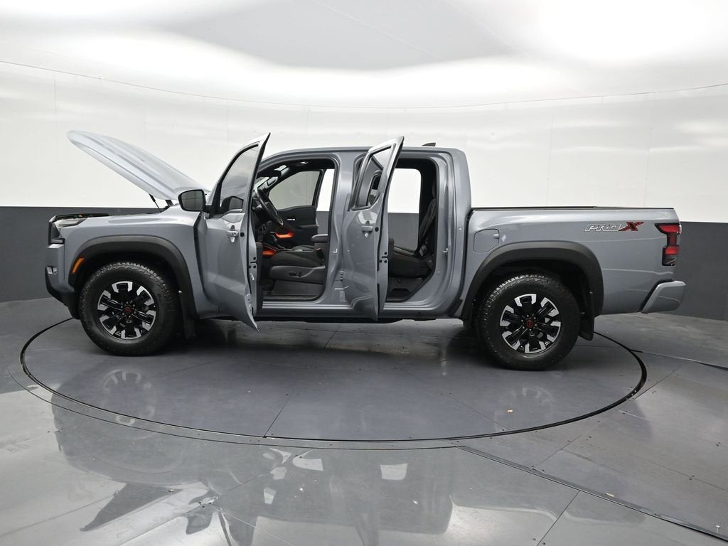 2024 Nissan Frontier Crew Cab PRO-X 4x2