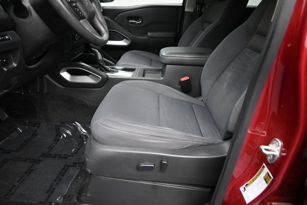 2023 Nissan Frontier Crew Cab SV 4x2