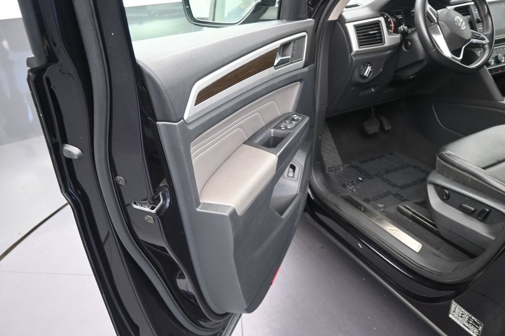 2021 Volkswagen Atlas 3.6L V6 SE w/Technology