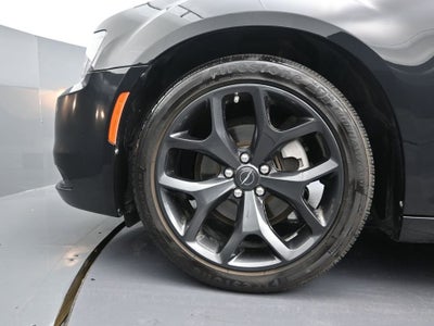 2023 Chrysler 300 Touring