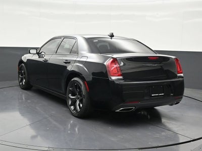 2023 Chrysler 300 Touring