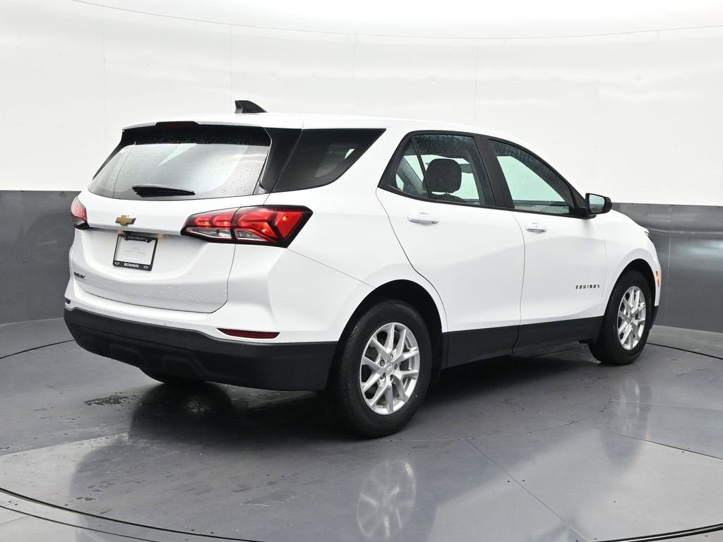 2022 Chevrolet Equinox LS