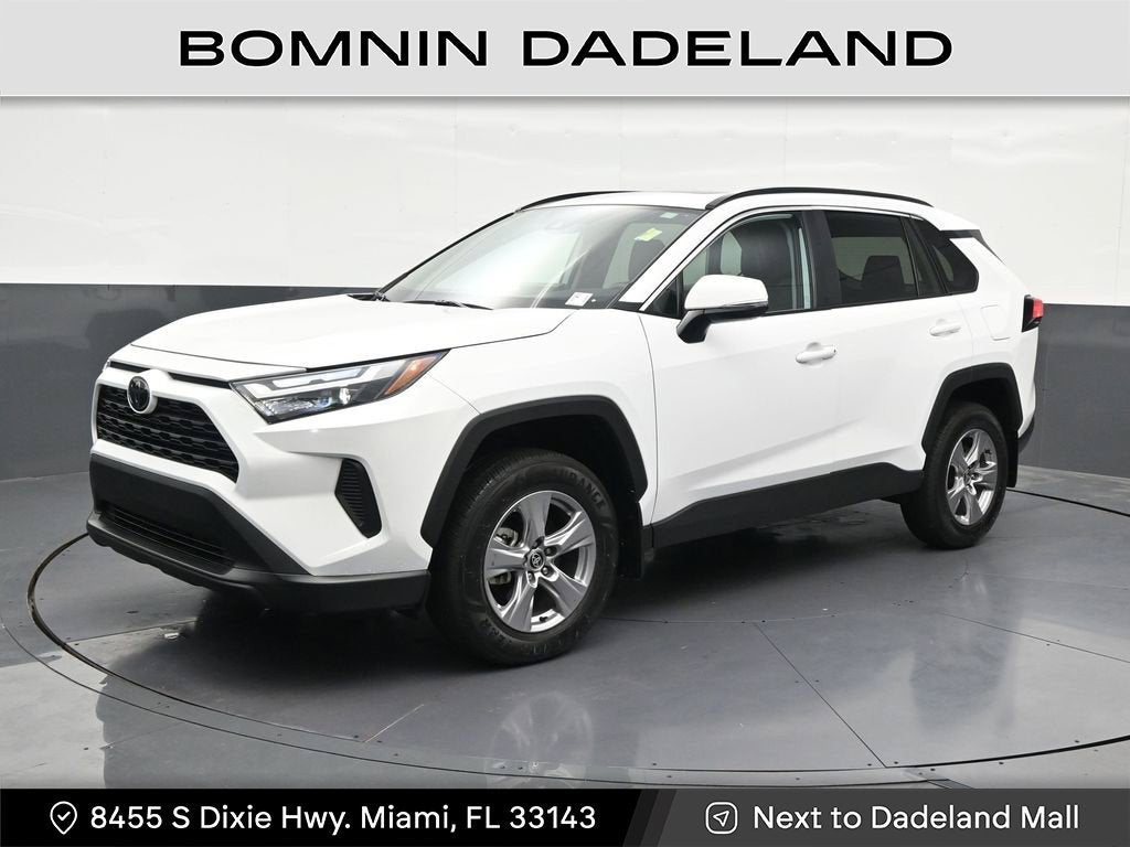 2025 Toyota RAV4 XLE