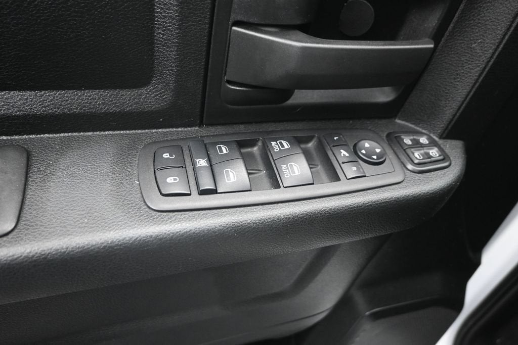 2024 RAM 2500 Tradesman Crew Cab 4x4 6'4" Box