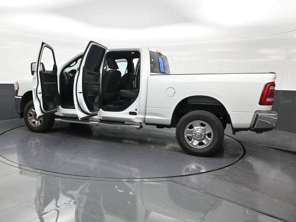 2024 RAM 2500 Tradesman Crew Cab 4x4 6'4" Box