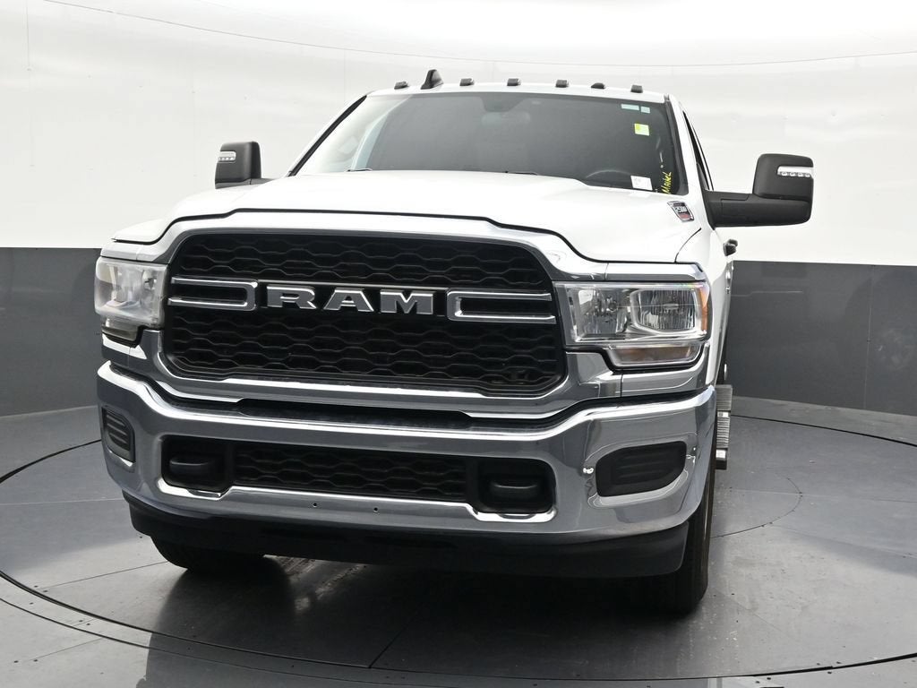 2024 RAM 2500 Tradesman Crew Cab 4x4 6'4" Box