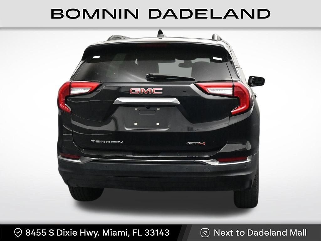 2023 GMC Terrain AT4