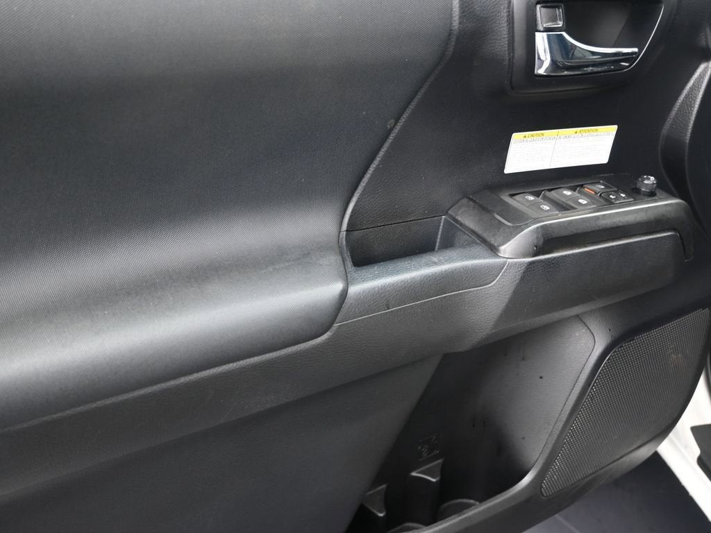 2020 Toyota Tacoma 4WD SR5