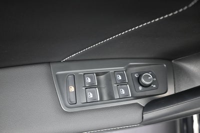 2024 Volkswagen Tiguan SEL R-Line