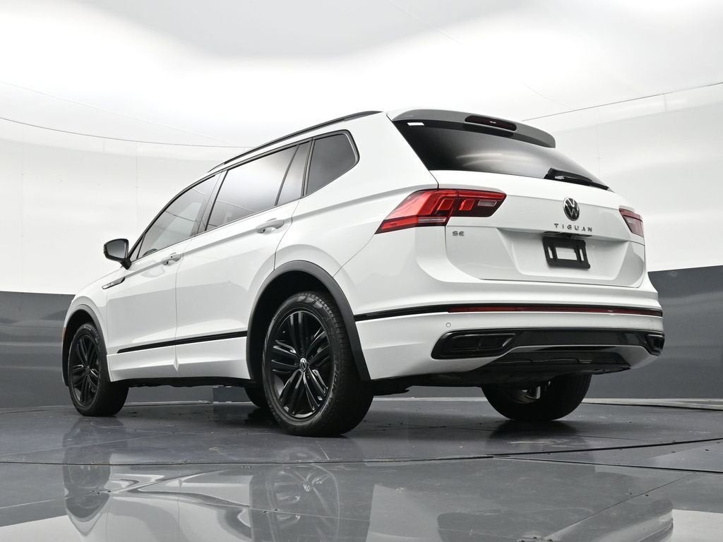 2022 Volkswagen Tiguan SE R-Line Black