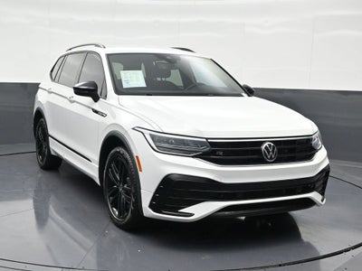 2022 Volkswagen Tiguan SE R-Line Black