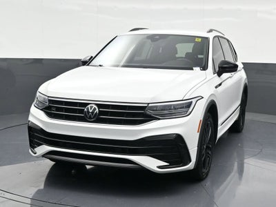 2022 Volkswagen Tiguan SE R-Line Black
