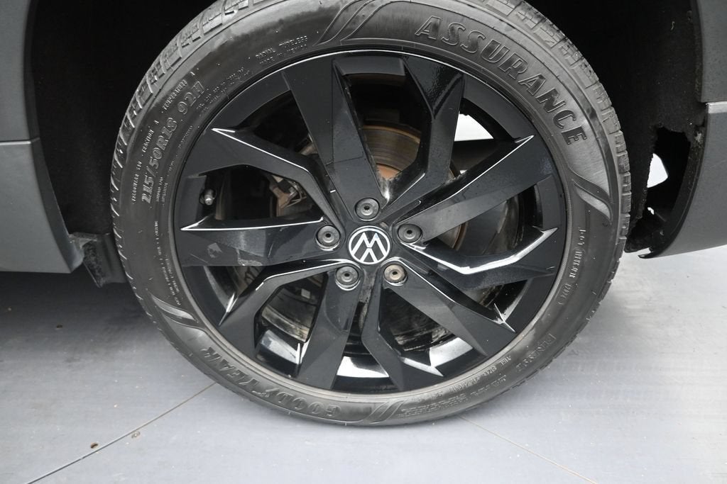 2024 Volkswagen Taos 1.5T SE
