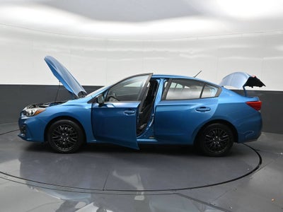 2019 Subaru Impreza 2.0i