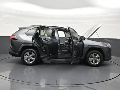 2022 Toyota RAV4 Hybrid LE