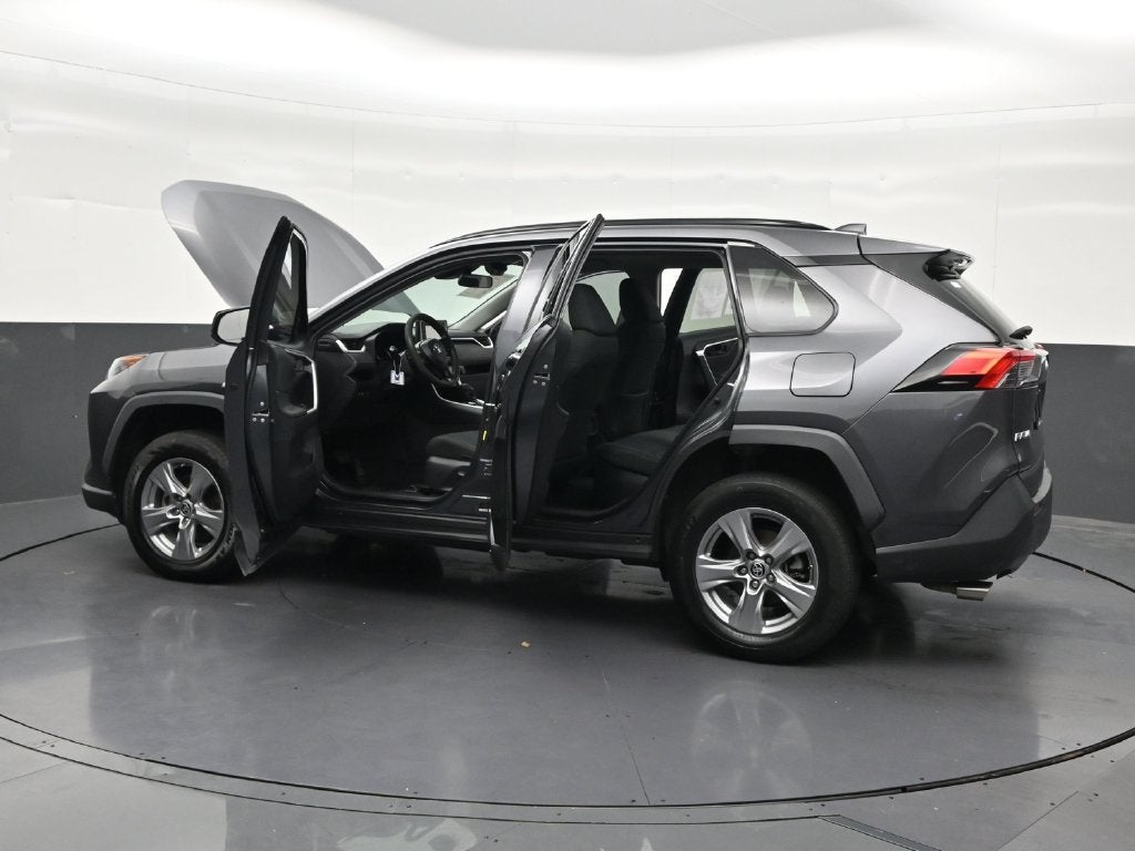 2022 Toyota RAV4 Hybrid LE