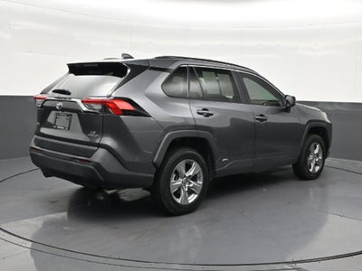 2022 Toyota RAV4 Hybrid LE