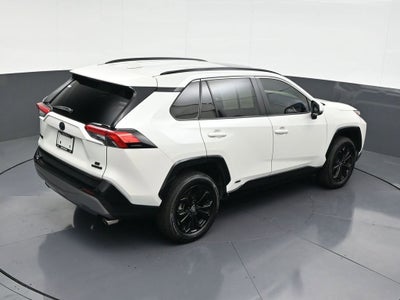 2022 Toyota RAV4 Hybrid SE