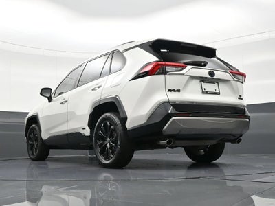 2022 Toyota RAV4 Hybrid SE