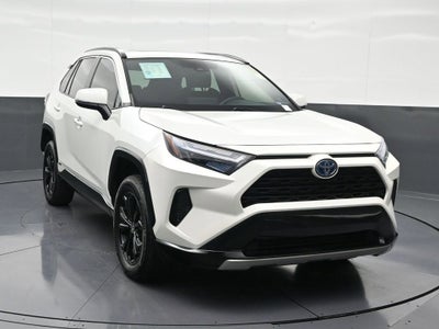 2022 Toyota RAV4 Hybrid SE