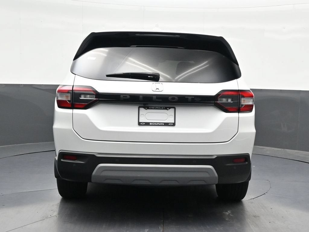 2023 Honda Pilot 2WD EX-L 8 Passenger