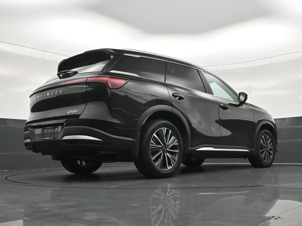 2026 INFINITI QX60 LUXE