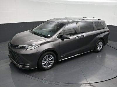 2021 Toyota Sienna Platinum