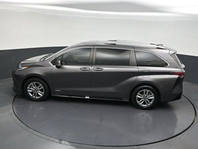 2021 Toyota Sienna Platinum