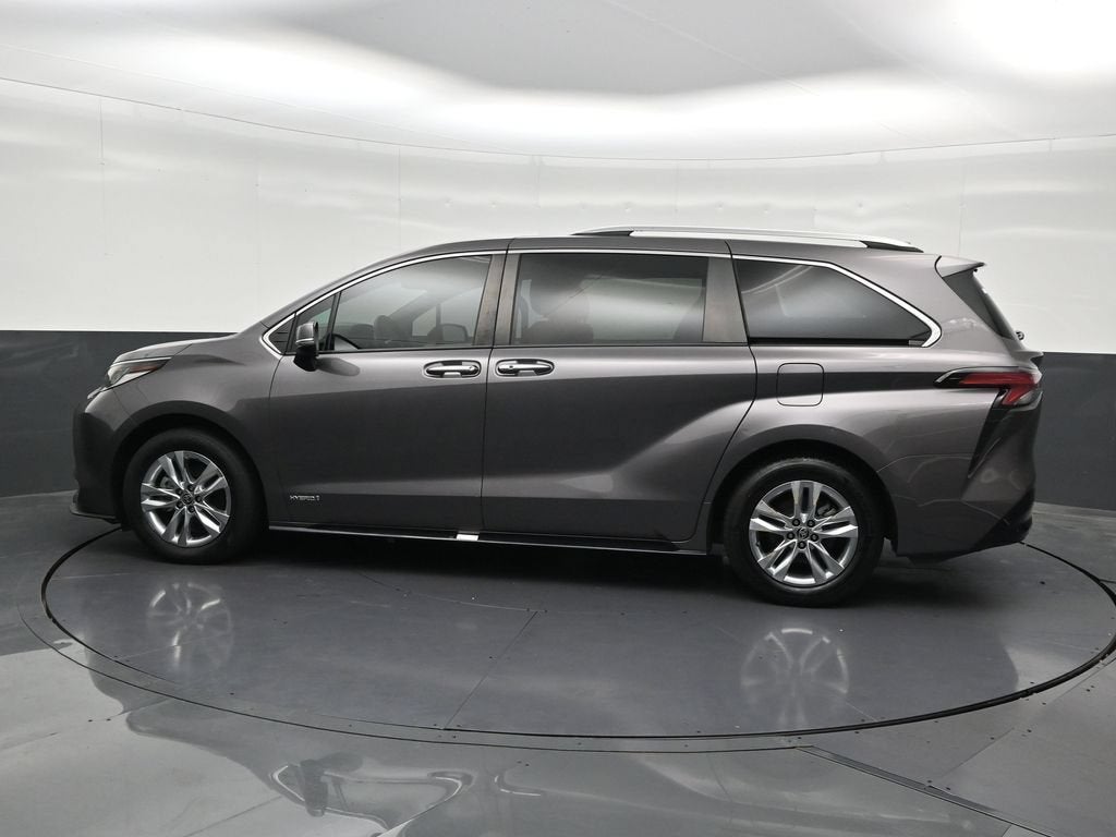 2021 Toyota Sienna Platinum