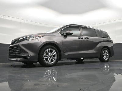2021 Toyota Sienna Platinum