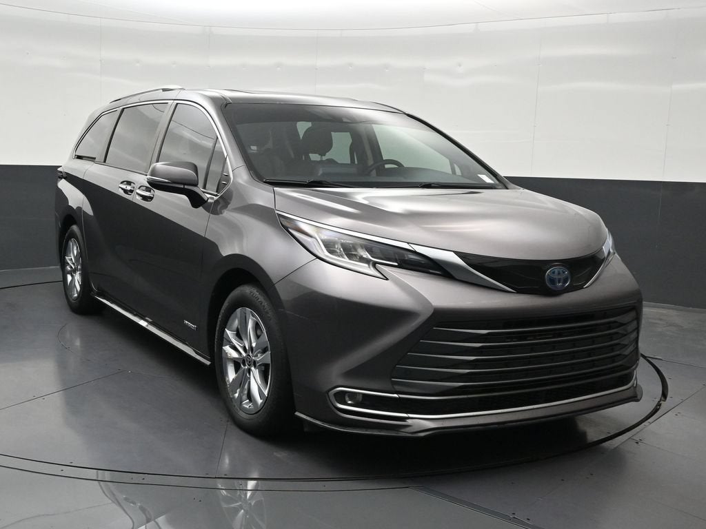 2021 Toyota Sienna Platinum